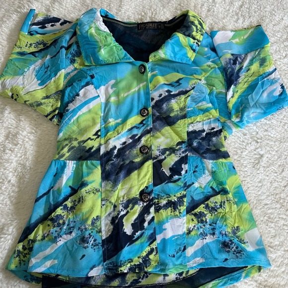 Picadilly Fashions Tops - Picadilly Fashions 2-Pc Set Top & Mesh Tank Abstract Multi-Color Blue Green Sz M